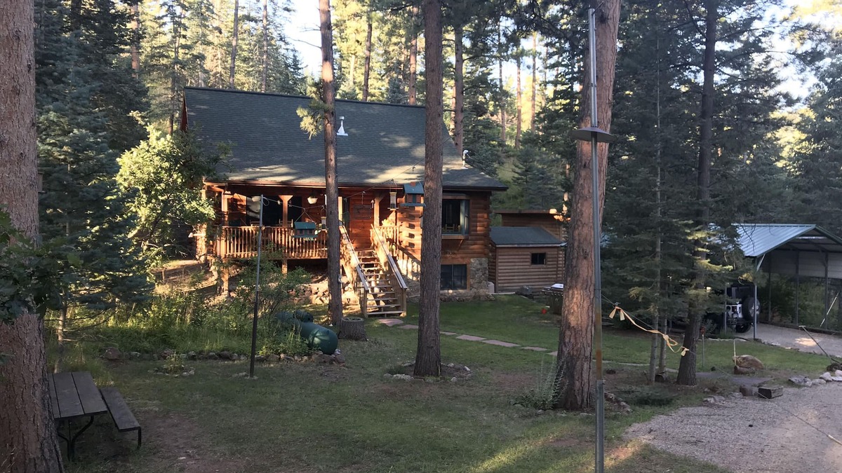 Beulah Cabin | Towering Pines Cabin