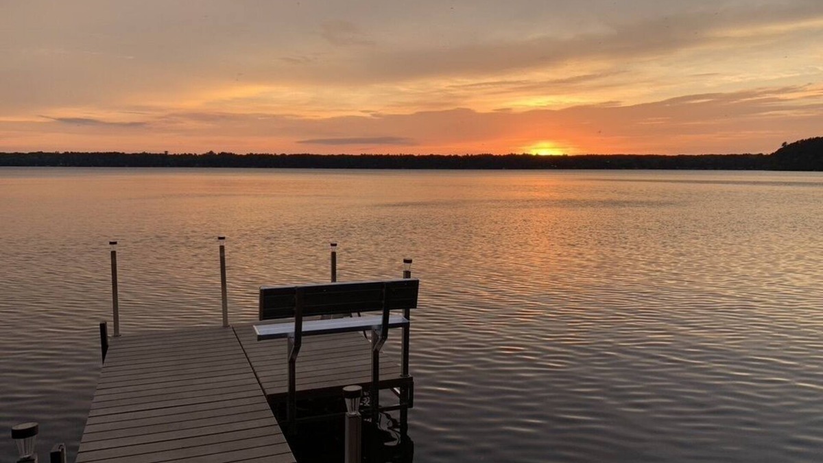 Sheshebe Point Cabin | Towering Pines Lakeside Getaway