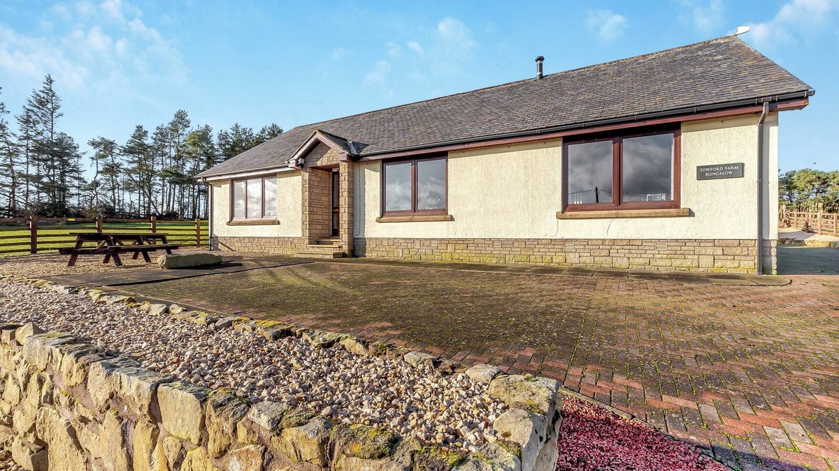 Jedburgh Cottage | Towford Farm Bungalow