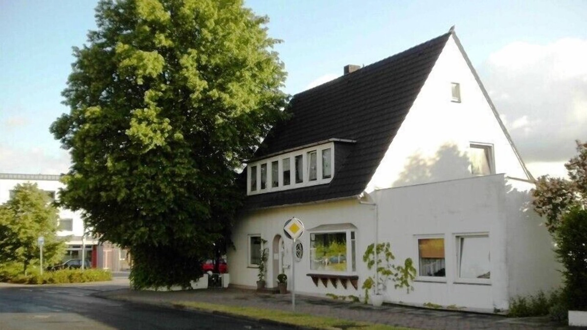 Loxstedt Apartment | Town center, 10 km from Bremerhaven, shopping center and train station about 600 m