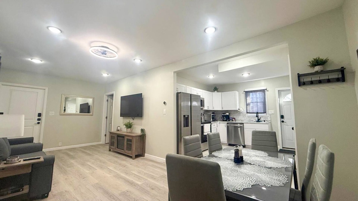 Newton Apartment | Town & Country Andover 1st Floor 2 Bedroom