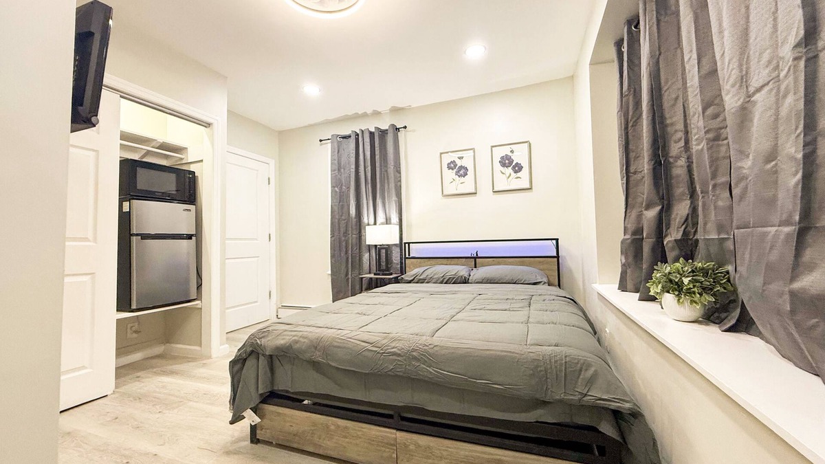Newton Apartment | Town & Country Andover Studio Unit