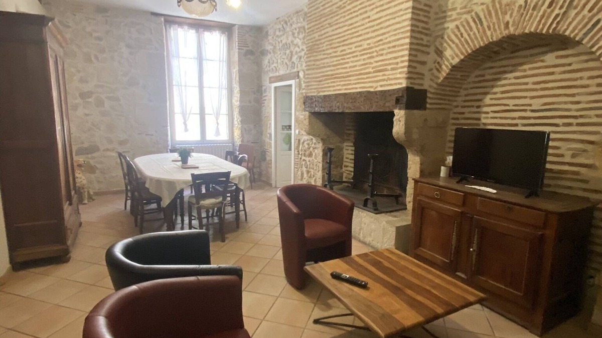Casteljaloux House | Town house 10 persons