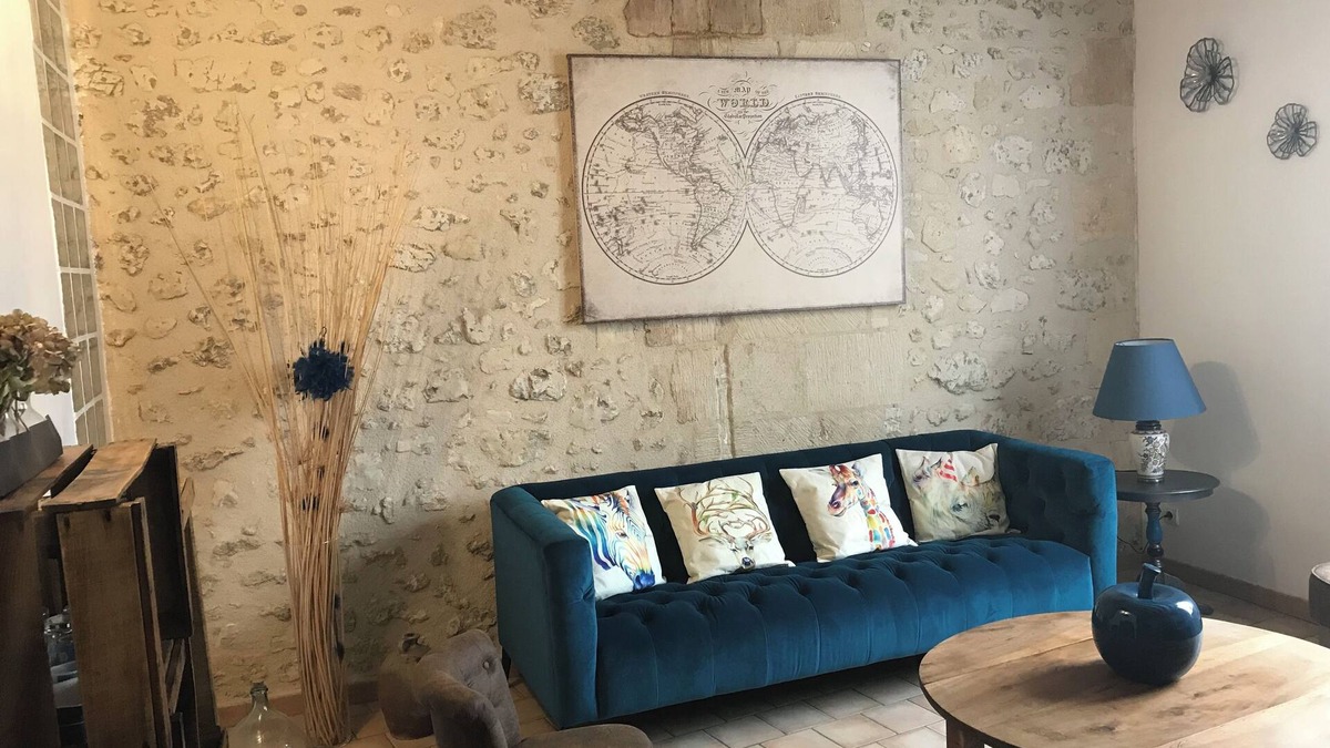 Azay-le-Rideau House | Town house "Au 49"