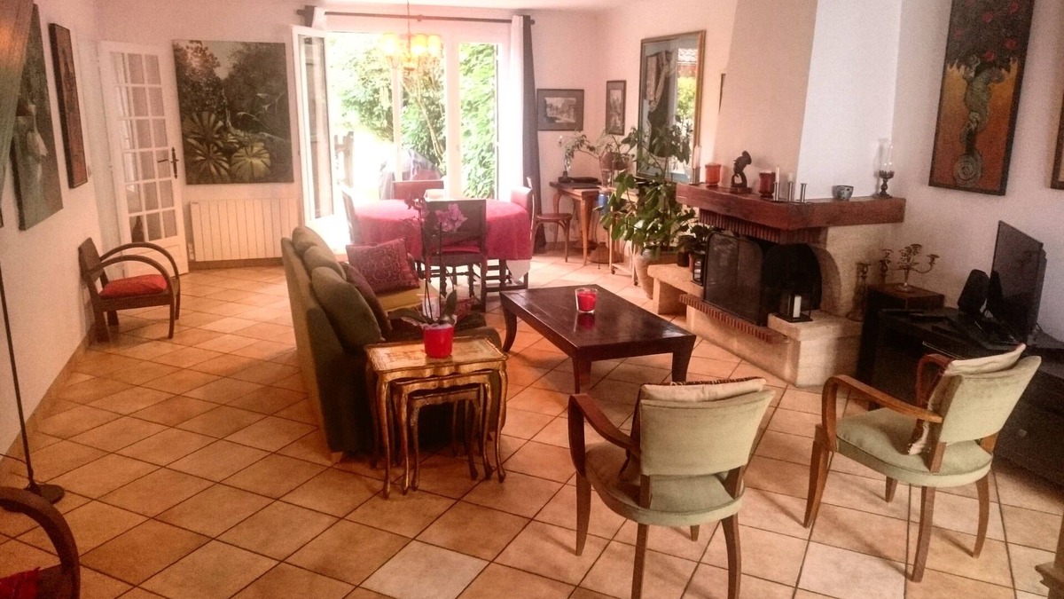 Les Essarts-le-Roi House | Town house in Chevreuse valley