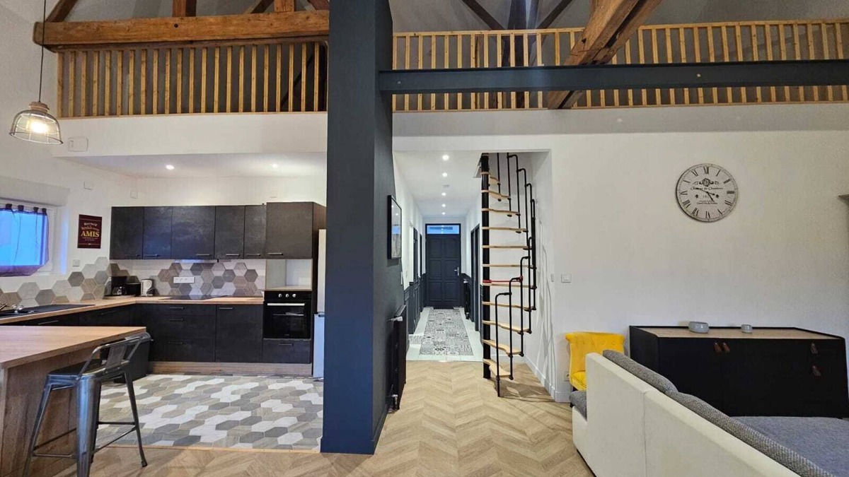 La Garnache House | Town house in the heart of La Garnache, 20min from the beaches.
