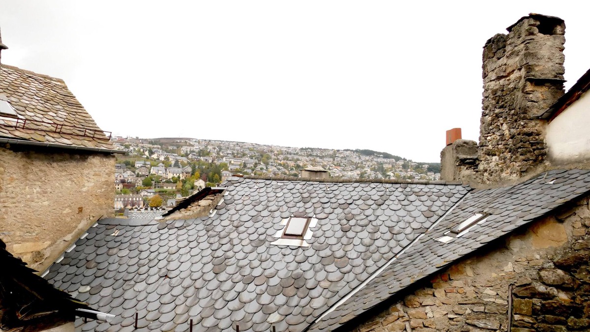 Mende House | Town house in the heart of Mende