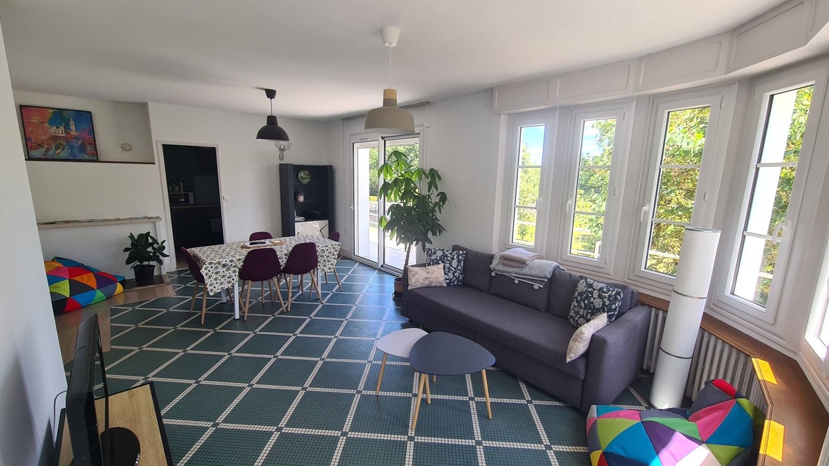 Chatellerault House | Town house on the banks of the vienne
