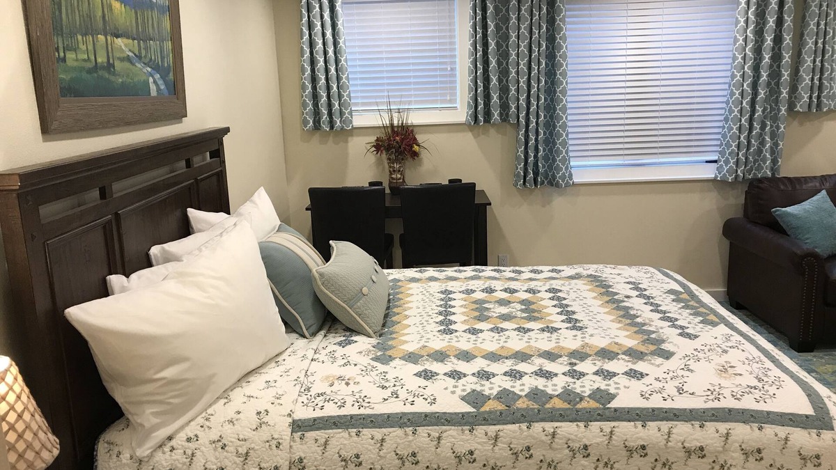 Jackson Apartment | Town Square Downtown Jackson #2