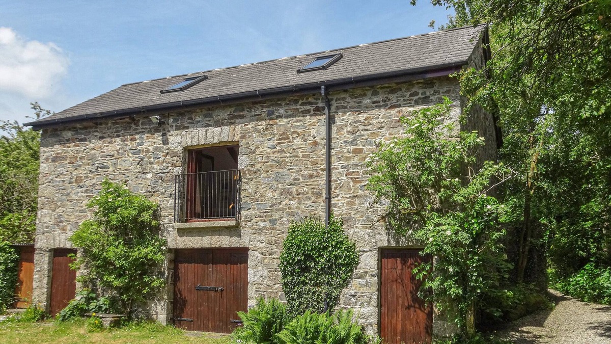 Lydford Cottage | TOWNEND BARN, pet friendly, character holiday cottage in Lydford