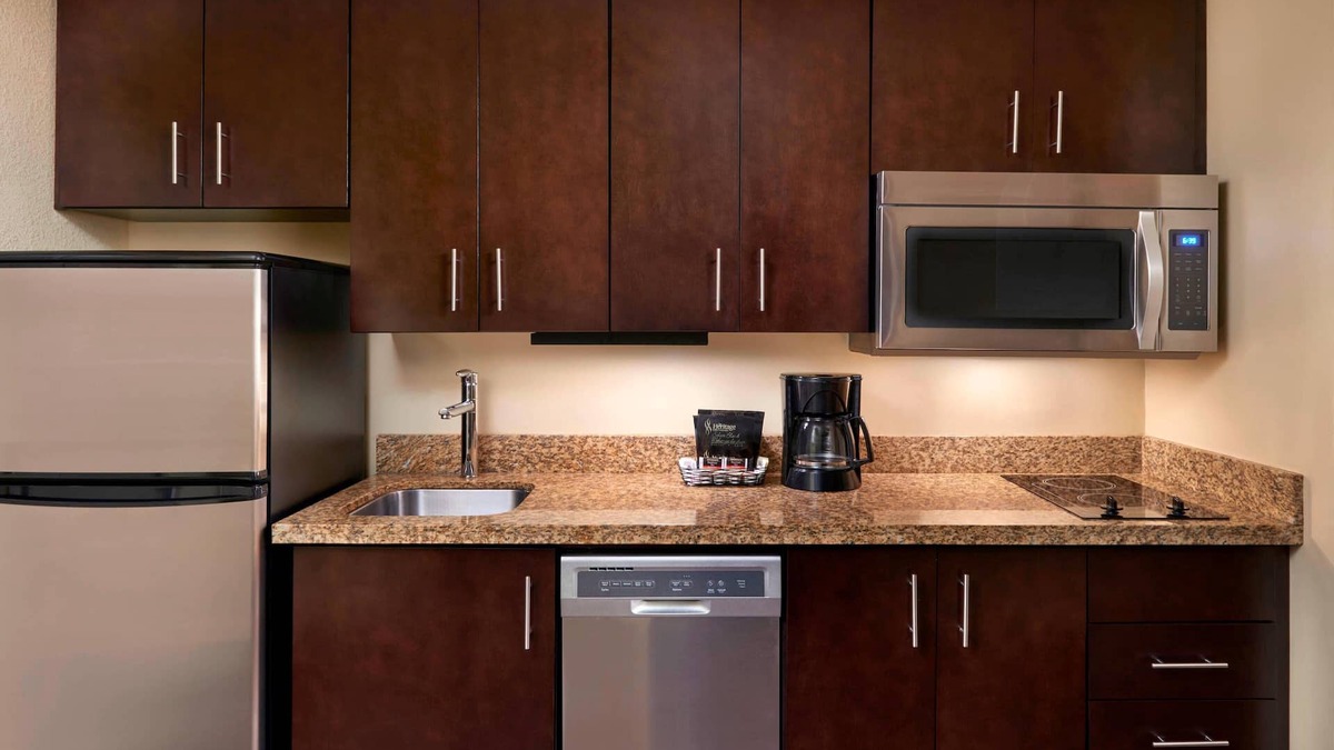 Thunder Bay Hotel | TownePlace Suites by Marriott Thunder Bay