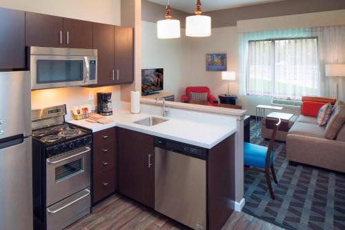 Swedesboro Hotel | TownePlace Suites by Marriott Swedesboro Logan Township