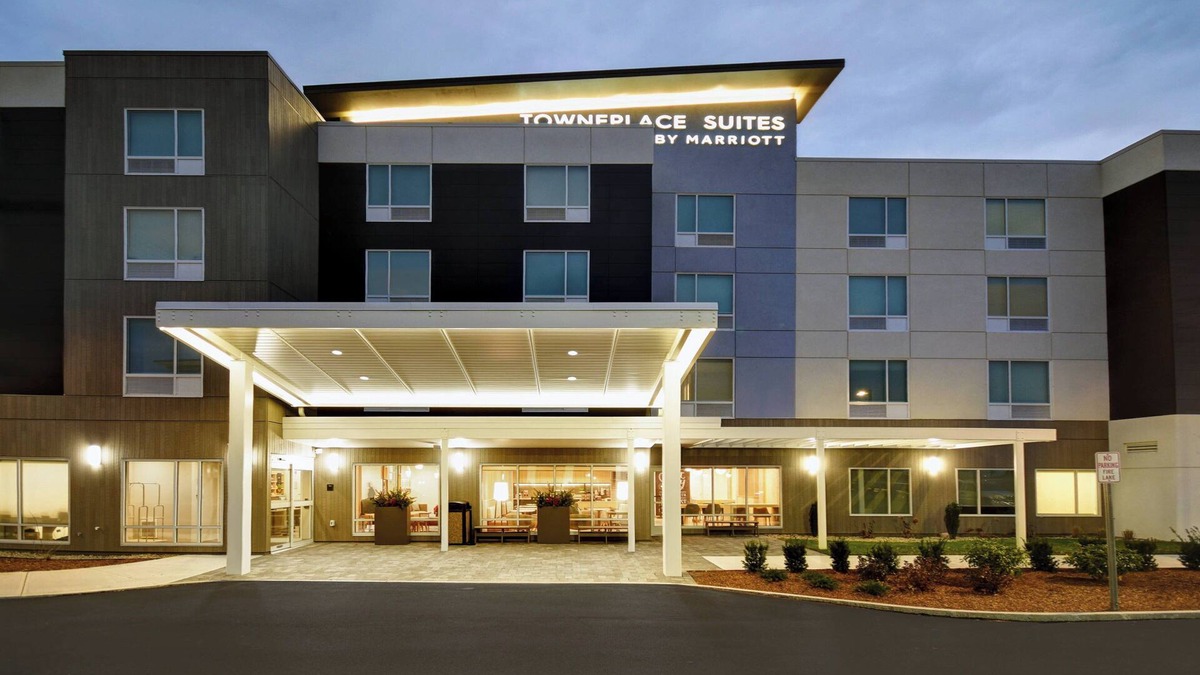 North Westport Hotel | TownePlace Suites by Marriott Westport