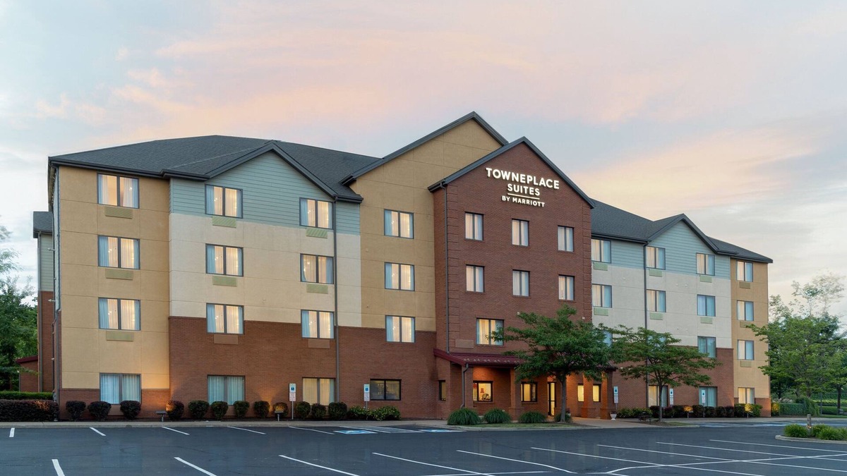 Erie Hotel | TownePlace Suites Erie