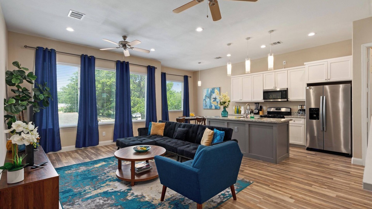 Garden Oaks House | Townhome in North-Central Houston