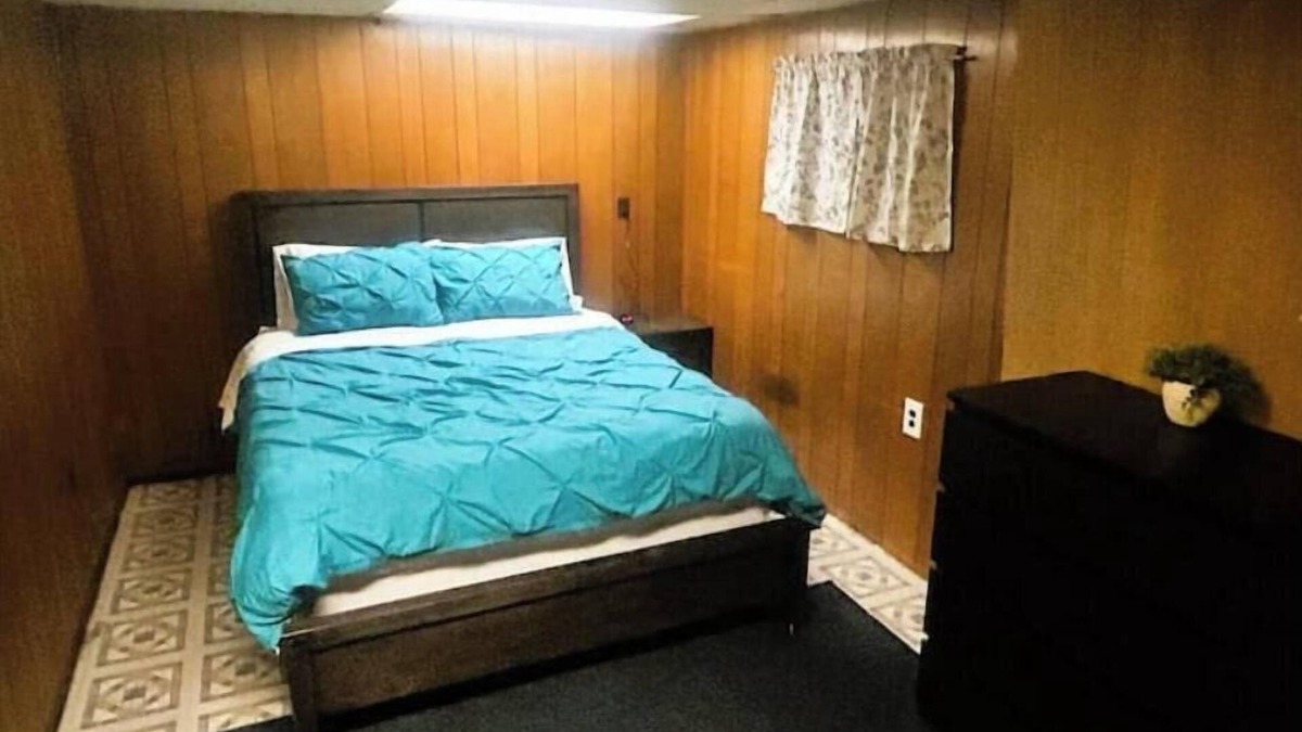 Westmont House | Townhome with Game Zone, Big Beds, & Smart TVs
