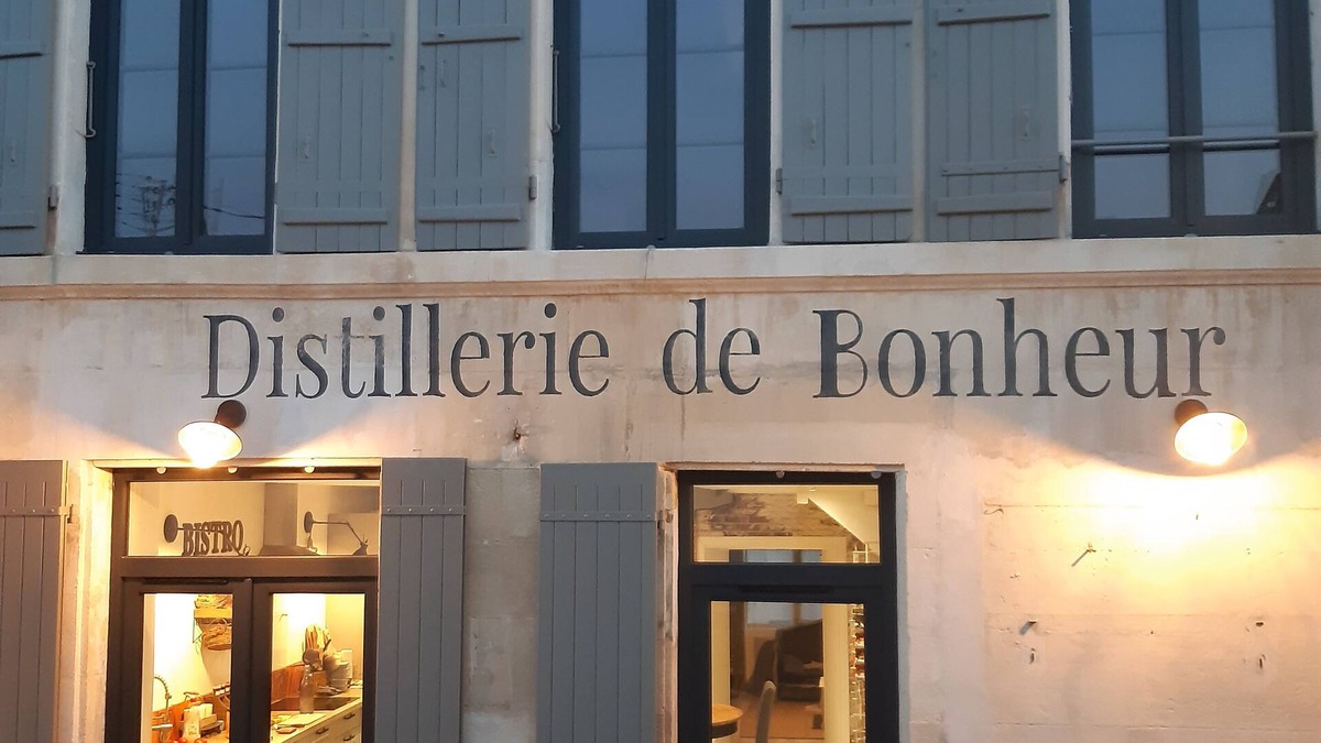 Saint-Jean-d'Angely House | Townhouse La distillerie de bonheur