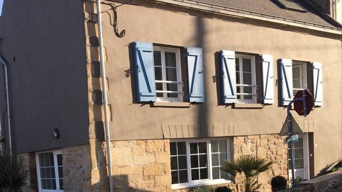 Poulgoazec House | Townhouse near the sea (300 meters)