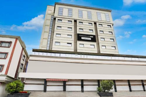 Anand Hotel | Townhouse Oak Anand Ganesh Circle