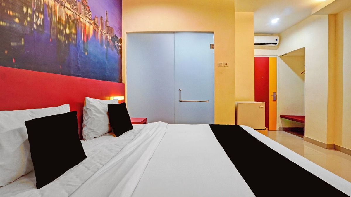 Malang Hotel | Townhouse Oak Malang near ITN Malang
