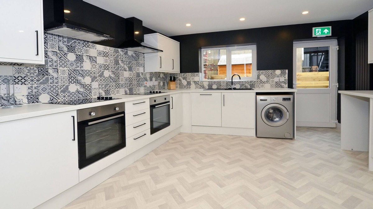 Stoke-on-Trent House | Townhouse Plus @ London Road Stoke