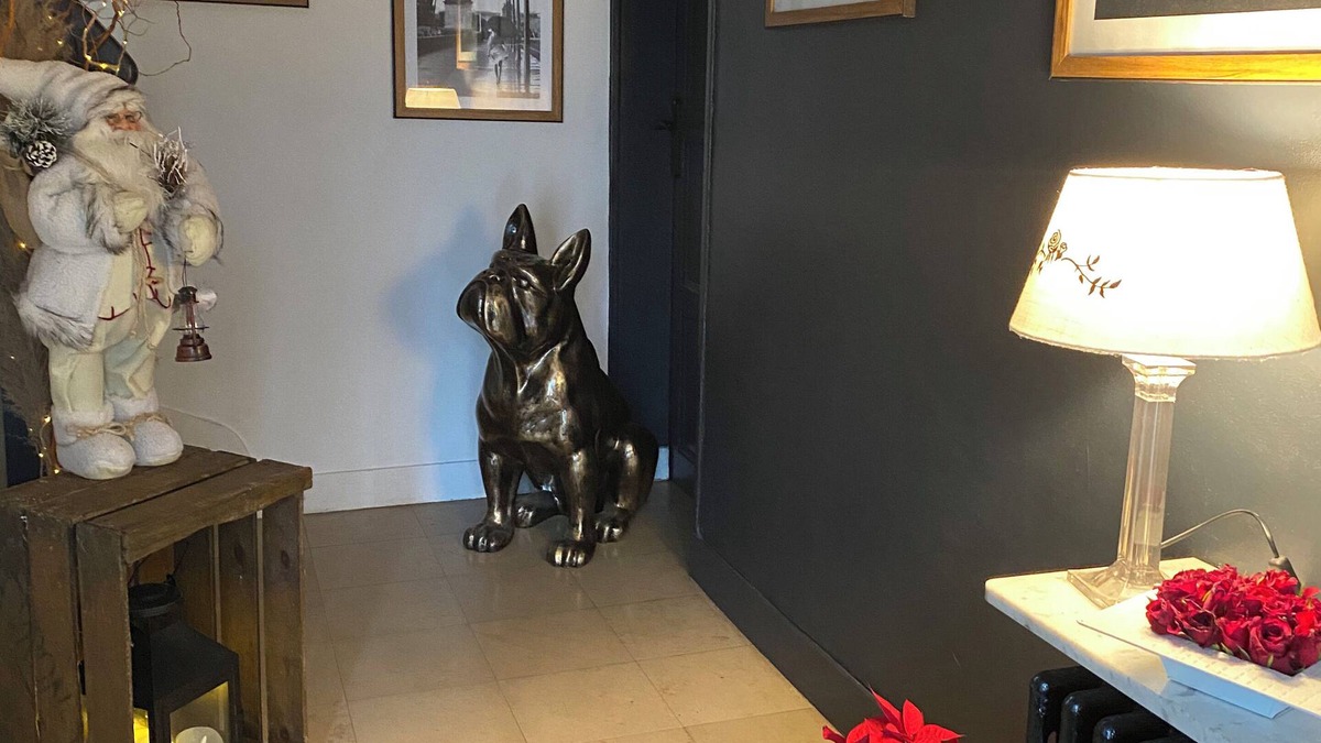 Laval House | Townhouse with Christmas decorations 800 meters from downtown!