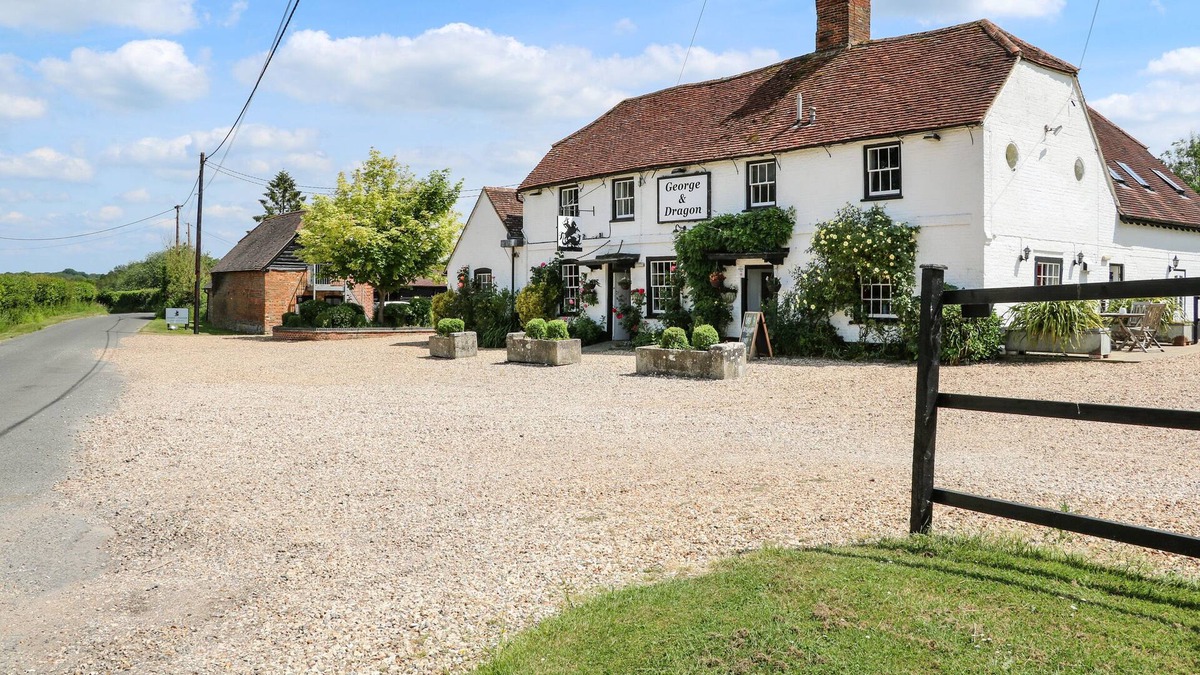 Tadley Apartment | TOWNSEND, pet friendly, character holiday cottage in Tadley