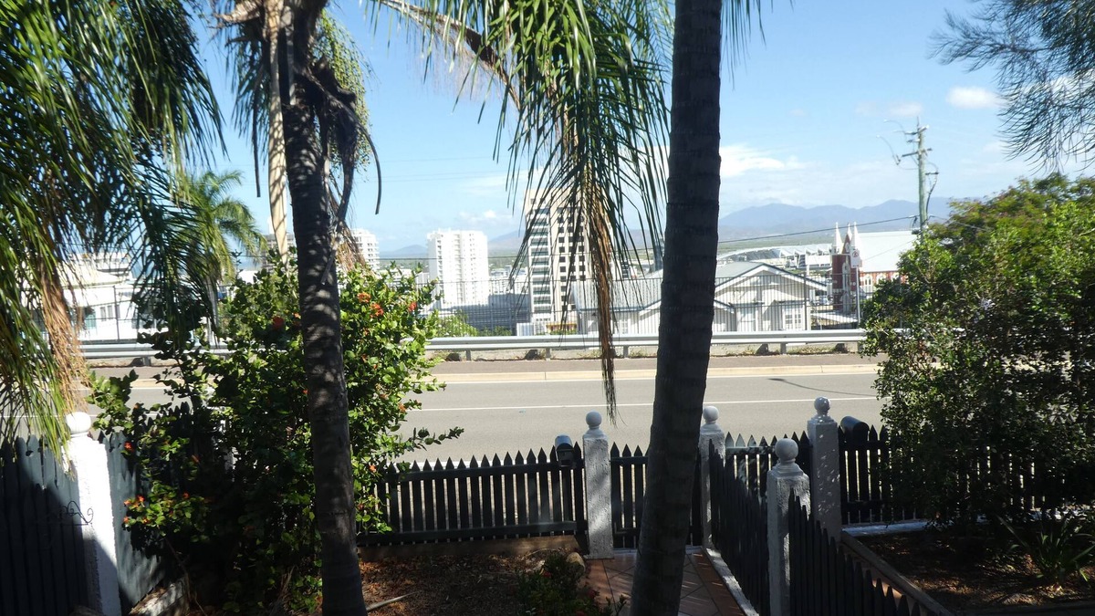 North Ward Condo | Townsville Terrace