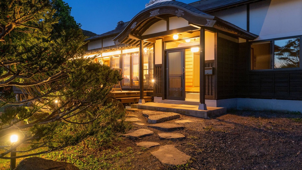 Toyako House | Toya Cliff House