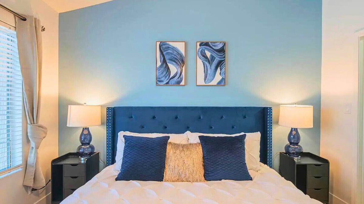 Desert View Village Condo | TPC Dream King Beds Resort Pools Hot Tubs Parking