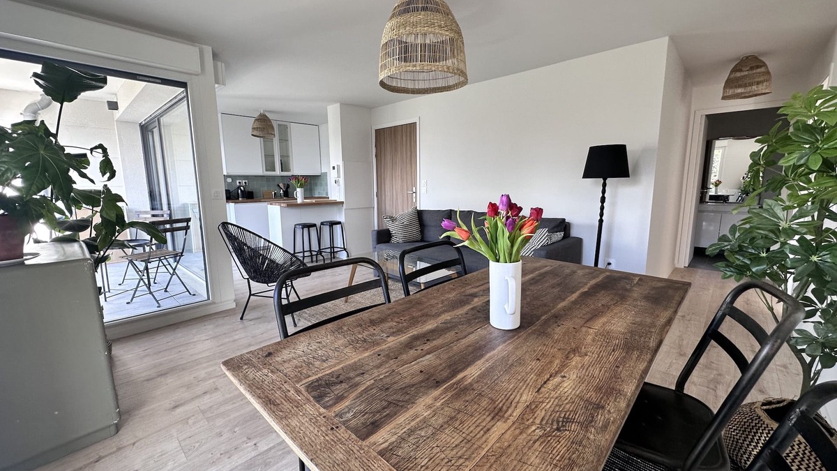 Romainville Apartment | Très bel Appartement Calme et Lumineux à 20mn de Paris