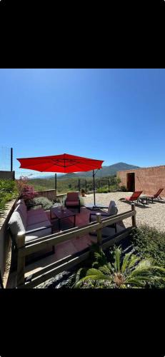 Biguglia House | Très jolie mini villa douillette avec vue sur montagne