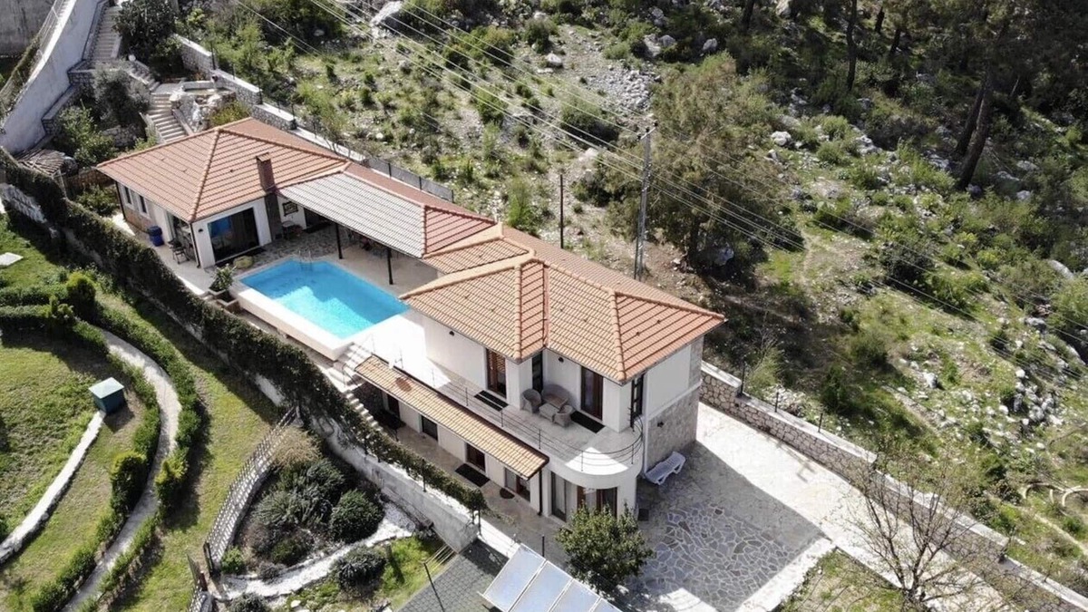 Konyaalti House | Esiyok Villa in Antalya with heated pool