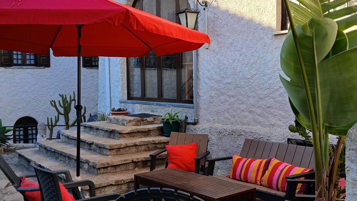 Atouguia da Baleia Villa | Traditional Portuguese village, Free Wifi
