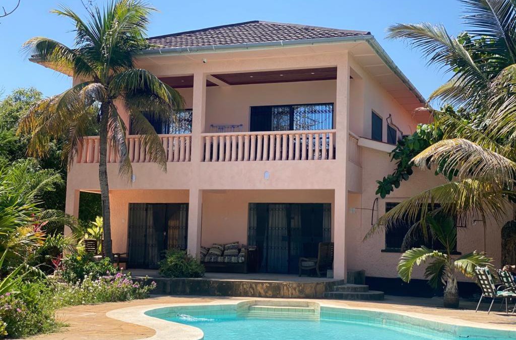 Diani Beach Cabin | Tradewinds Lodge
