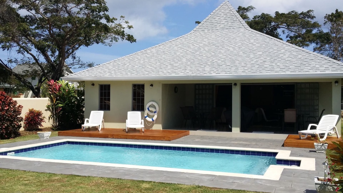 Canaan Villa | TRADEWINDS VILLA - Architectural Designed Villa Near Beautiful Beaches