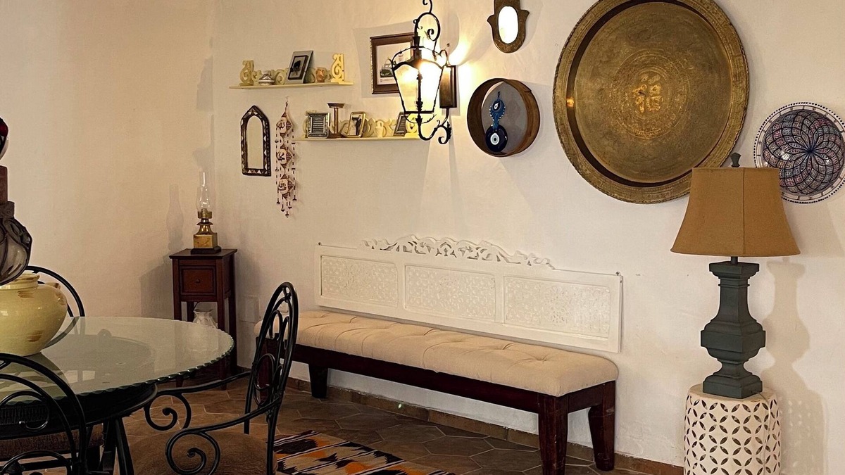 Hammamet Interieure Villa | Tradition antique Arabesque style home Hammamet, pool, AC, 15 min walk to beach
