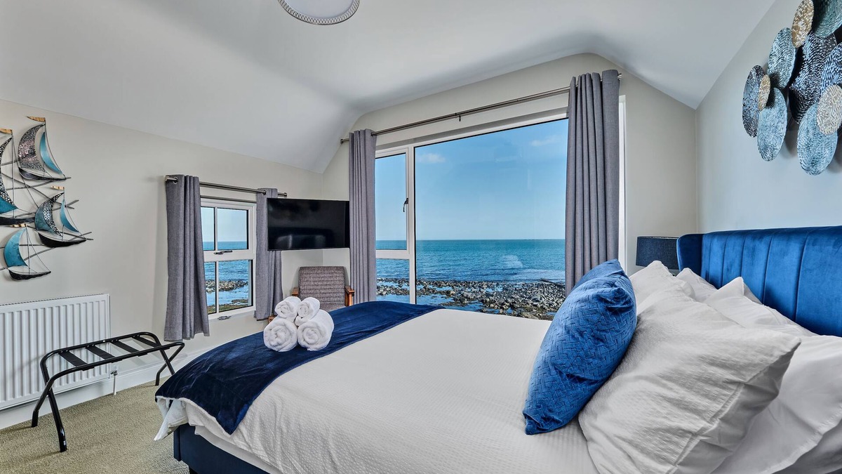 Carnlough House | Tradition meets luxury with magnificent sea views