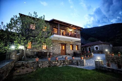 Pangaio Apartment | Traditional Apartments Tsikrikonis