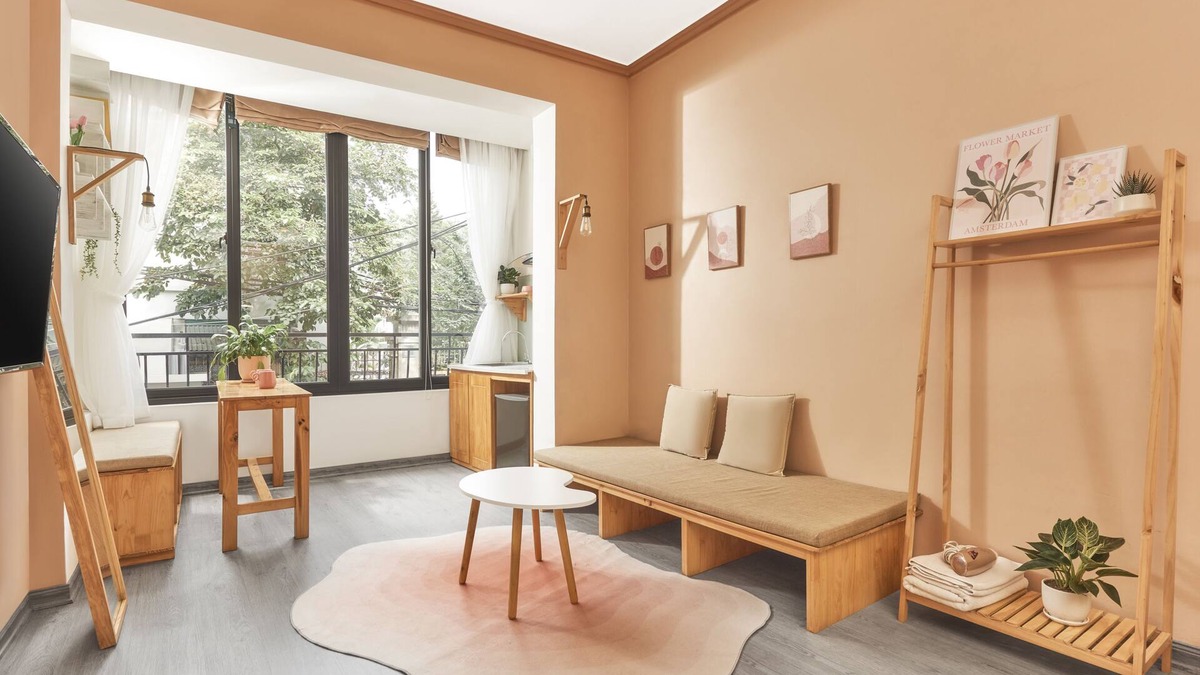 Hai Ba Trung House | Traditional central House/City view/Big window/Washing/5 Mins walking to lake