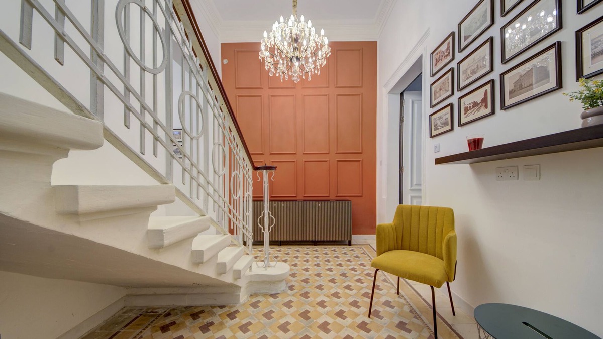 Cospicua House | Traditional Corner Townhouse for rent. Ideal for Groups or Families!