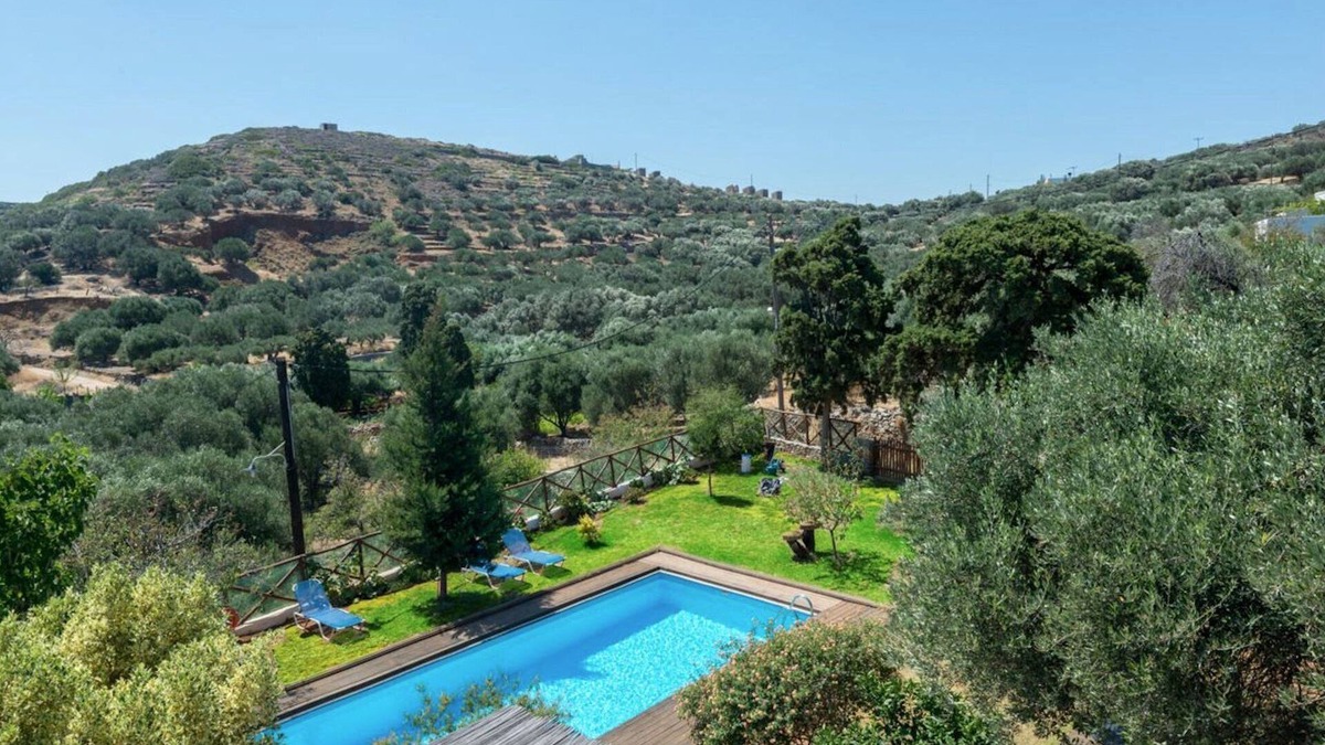 Mavrikiano Villa | Traditional Crete Villa | 5 Bedrooms | Villa Autumn Wind | Private Pool &.