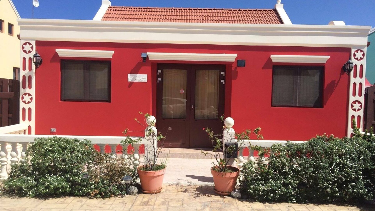 Calbas Plaza Residences House | Traditional Cunucu House in Calbas Plaza Aruba