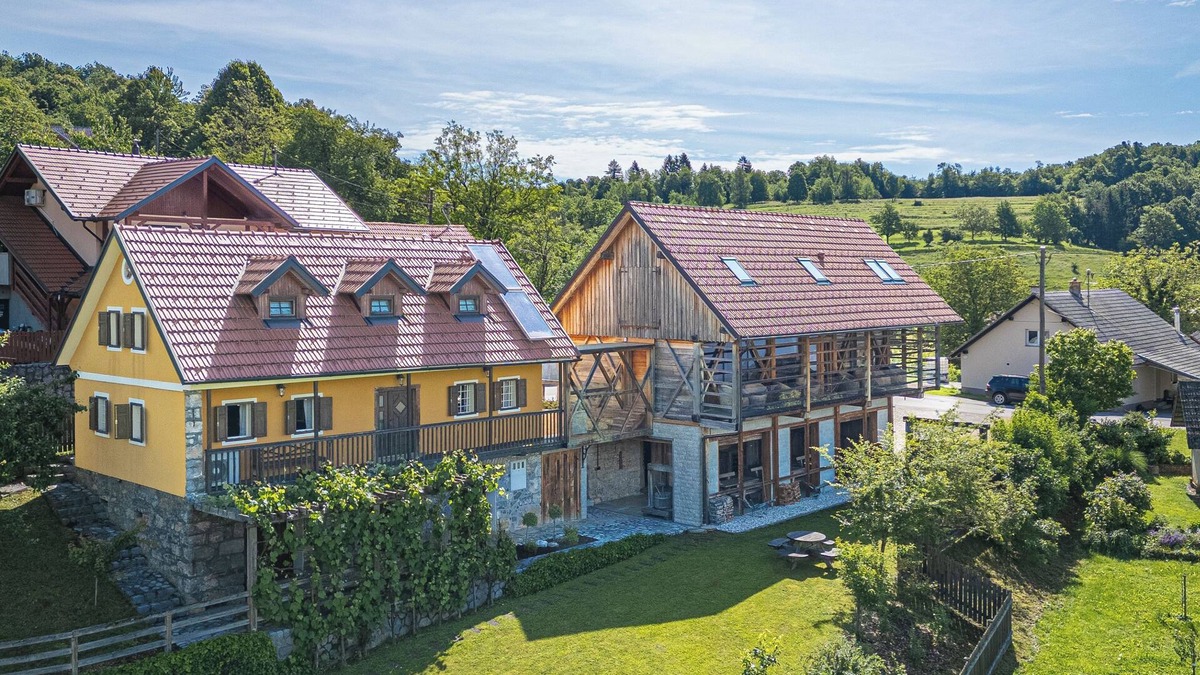 Semic House | Traditional House Kal With Whirlpool, Semič, Slovenia