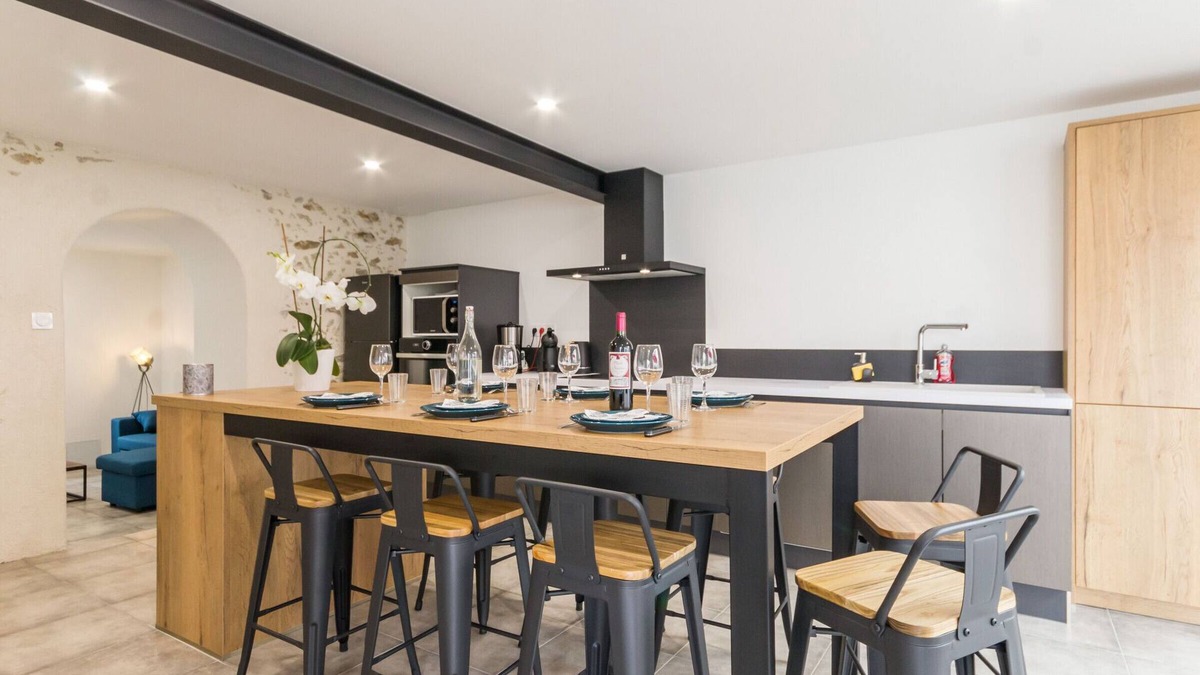 Clisson Cottage | Traditional House with Terrace near Clisson, Perfect for Family Stays