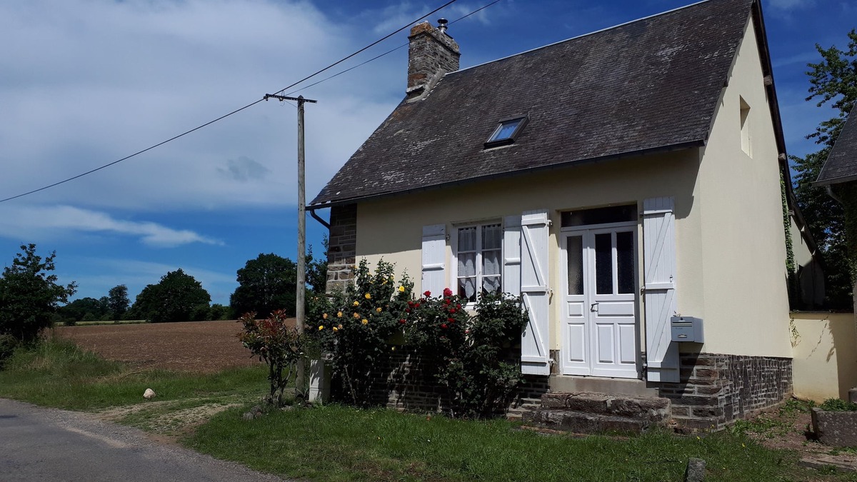 Barenton Cottage | Traditional Normandy Cottage