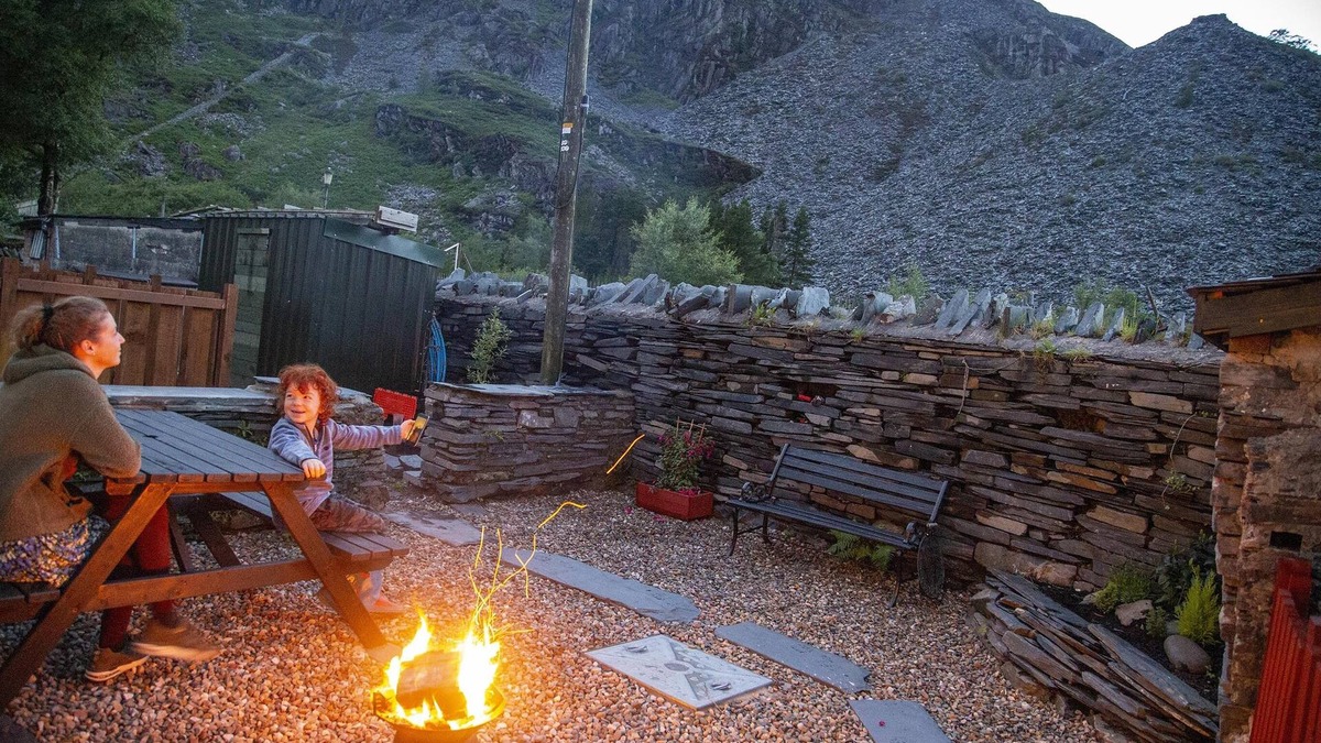 Rhiwbryfdir Cottage | Traditional North Welsh Slate Miners Cottage