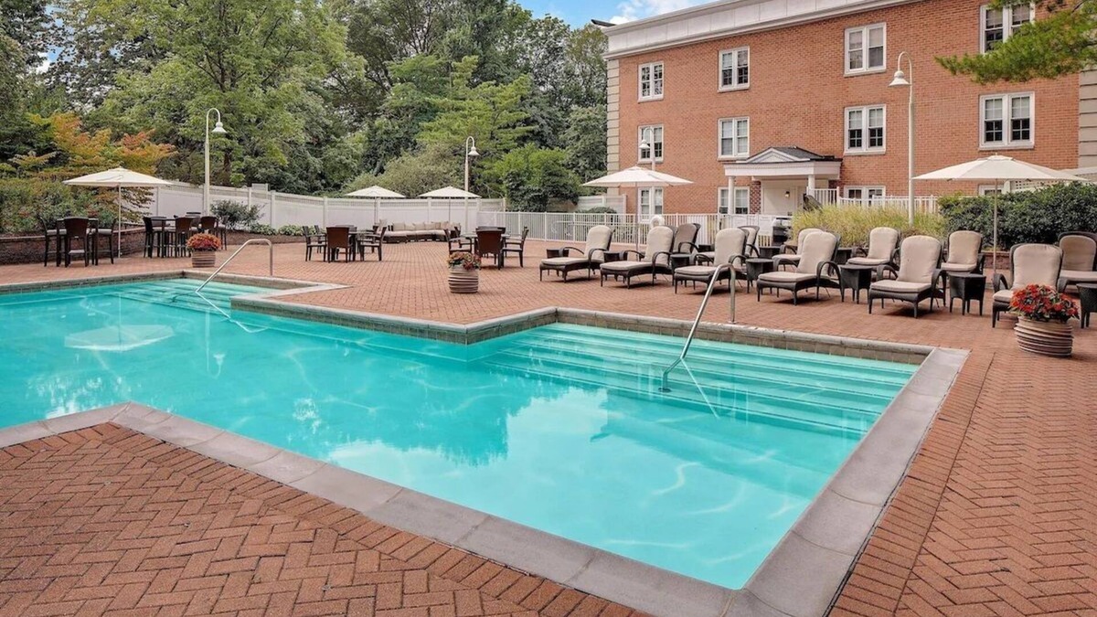 Morristown House | Traditional Room 1 King, The Westin Morristown, Free Parking, Near Morris Museum