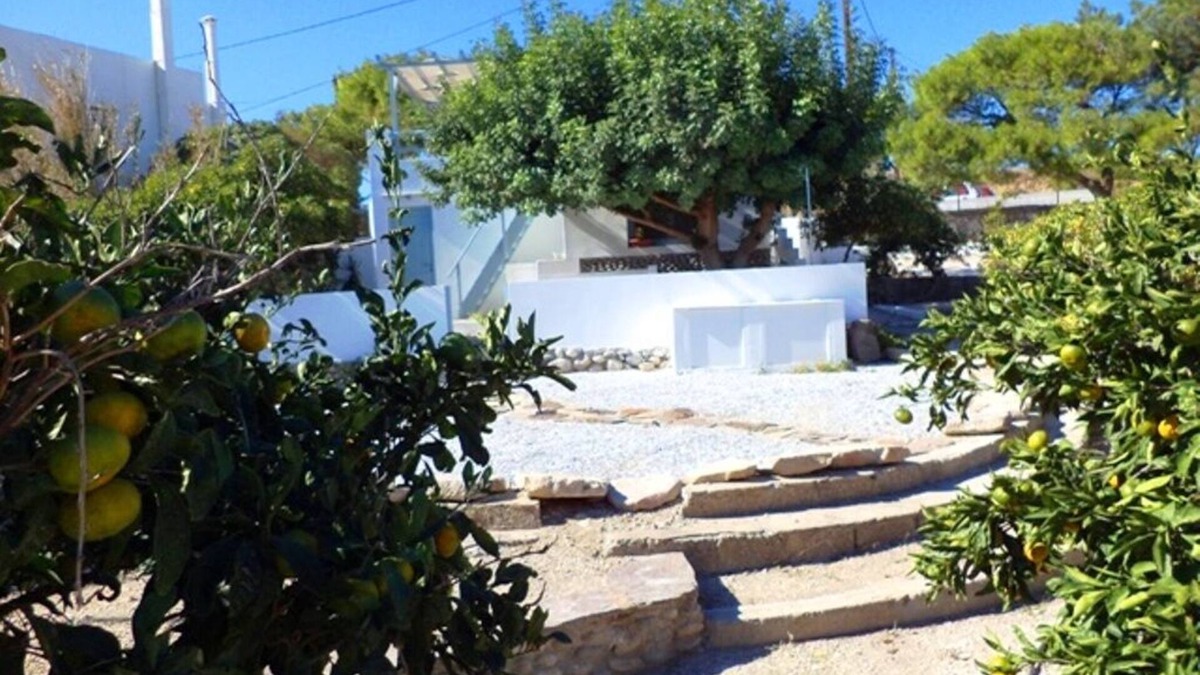 Apollonia House | Traditional seaside house