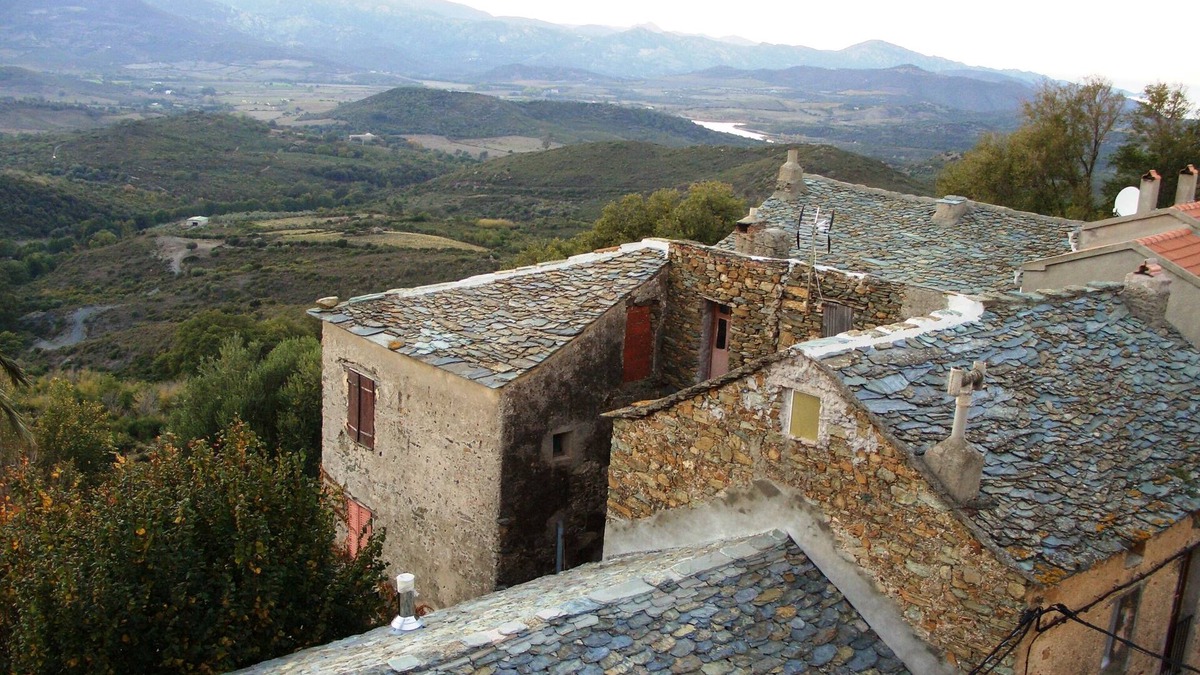 Olmeta-di-Tuda House | traditional stone village house